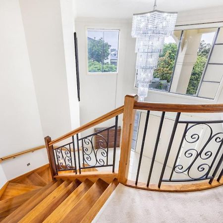 Spacious Comfy 5 Bedroom Home Near Sunnybank 布里斯班 外观 照片