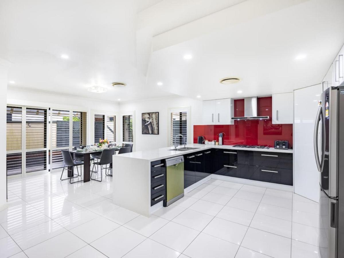 Spacious Comfy 5 Bedroom Home Near Sunnybank 布里斯班 外观 照片